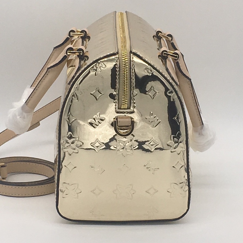 MICHAEL KORS KARA LG DUFFLE SATCHEL PALE GOLD - Picture 2 of 16